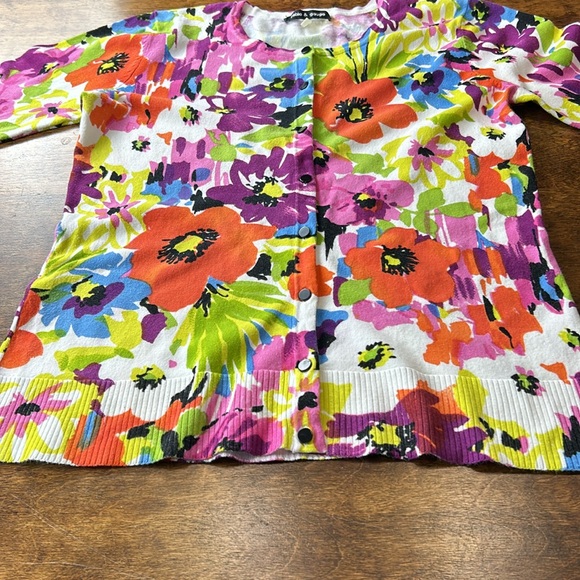 Cable & Gauge floral button up top M - Picture 7 of 14